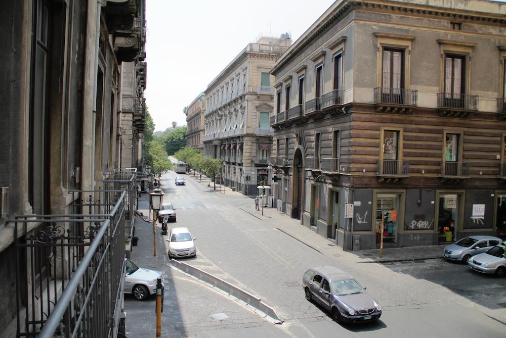 Bed and Breakfast Ottomood Ala Ovest Catania Centro Exteriér fotografie
